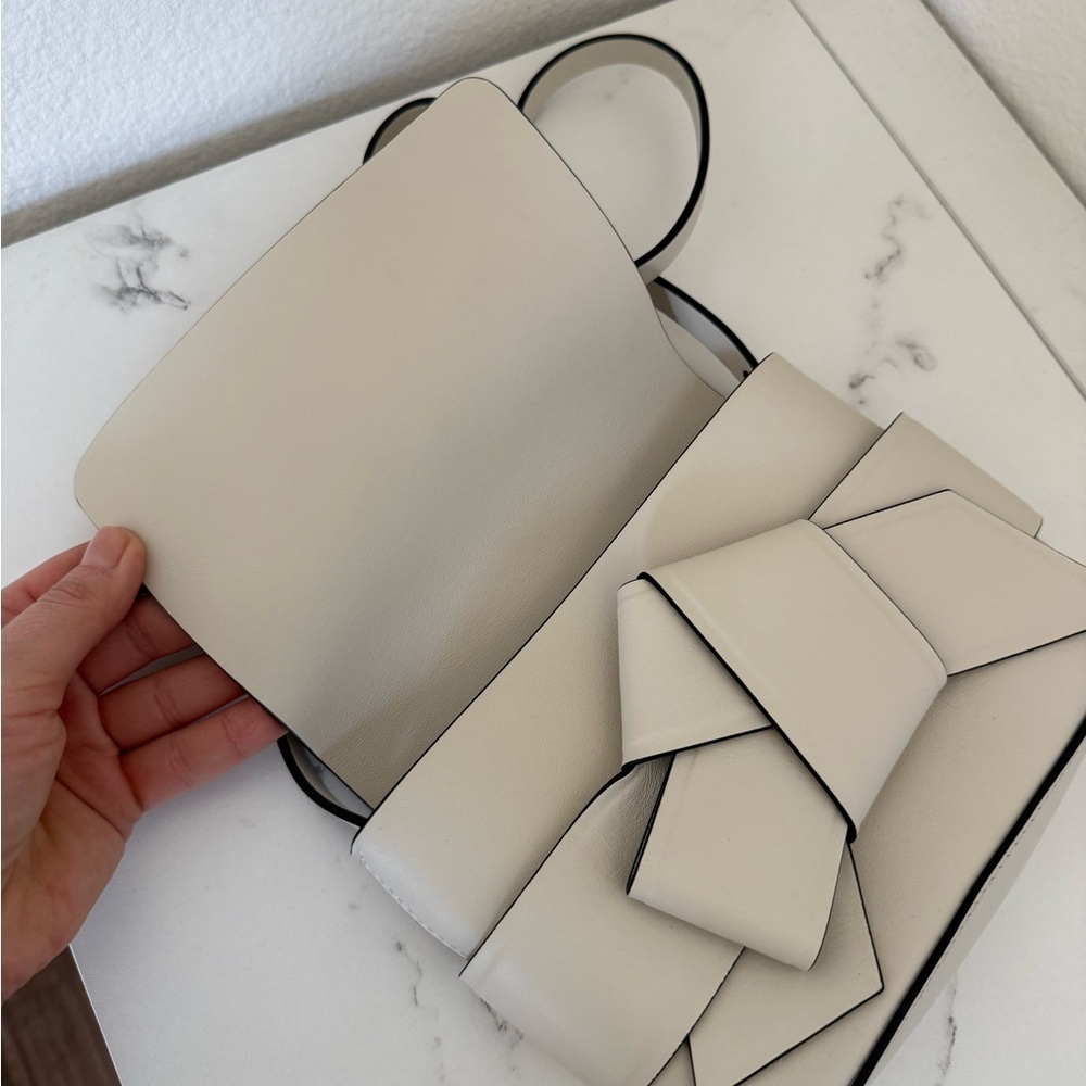 NWT Acne Studios Musubi Knotted Leather Shoulder Bag - Picture 8 of 14